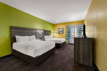 Standard Room, 2 Queen Beds, Non Smoking