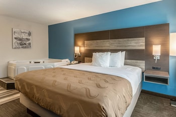 Suite, 1 King Bed, Non Smoking