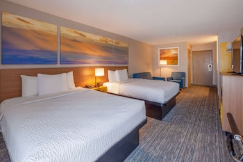 Suite, 2 Queen Beds, Non Smoking