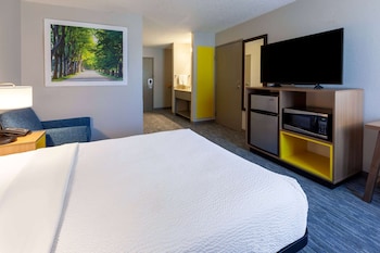 Standard Room, 1 Queen Bed, Accessible