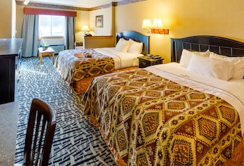 Suite, Fireplace