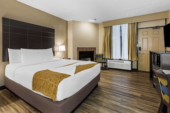 Standard Room, 1 King Bed, Non Smoking, Fireplace