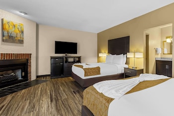 Standard Room, 2 Queen Beds, Non Smoking, Fireplace