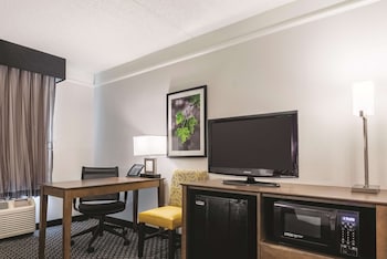 Room, 2 Double Beds, Accessible, Non Smoking (Mobility/Hearing Impaired Accessible)