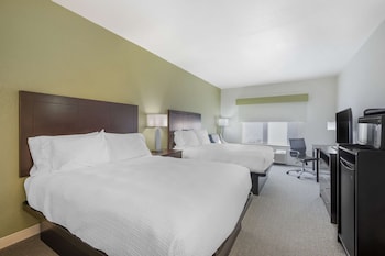 Standard Room, 2 Queen Beds, Non Smoking, Refrigerator & Microwave