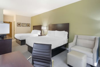 Standard Room, 2 Queen Beds, Non Smoking, Refrigerator & Microwave
