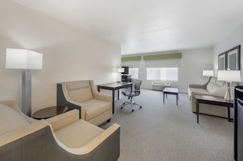 Suite, 2 Double Beds, Non Smoking, Refrigerator & Microwave