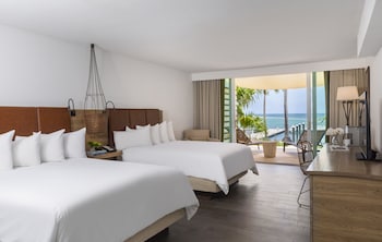 Room, 2 Queen Beds, Oceanfront, Lanai