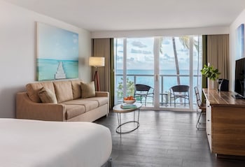 Room, 1 King Bed, Accessible, Oceanfront