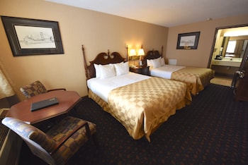 Deluxe Suite, 2 Bedrooms, Balcony, Lake Front