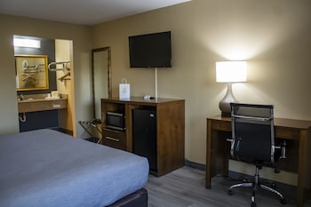 Standard Room, 1 King Bed, Non Smoking