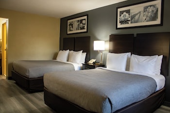Standard Room, 2 Queen Beds, Non Smoking
