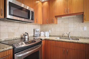 Suite, 1 Bedroom, Garden View