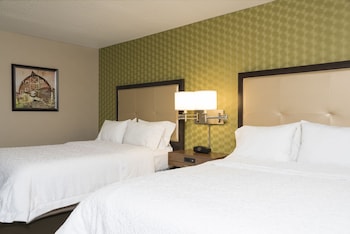 Room, 2 Queen Beds, Refrigerator