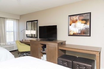 Room, 2 Queen Beds, Refrigerator