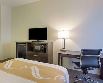 Standard Double Room, 2 Double Beds, Non Smoking, Refrigerator & Microwave
