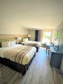 Room, 2 Queen Beds, Non Smoking