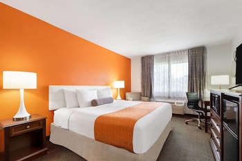 Standard Room, 1 King Bed