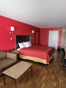 Standard Room, 1 King Bed