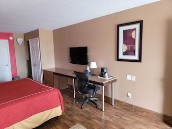 Standard Room, 1 King Bed
