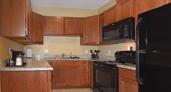 Suite, 2 Queen Beds, Non Smoking, Kitchen