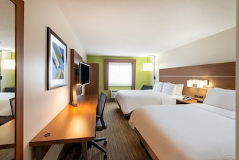 Standard Room, 2 Queen Beds, Accessible (Roll-In Shower)