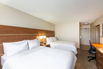 Standard Room, 2 Queen Beds, Accessible (Roll-In Shower)