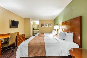 Standard Room, 2 Queen Beds, Smoking