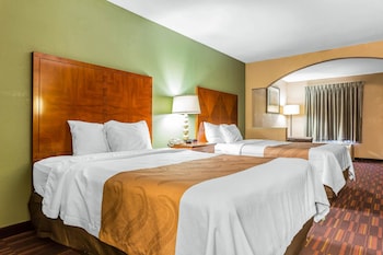 Suite, 2 Queen Beds, Non Smoking