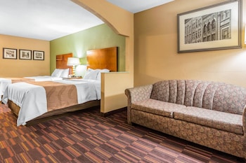 Suite, 2 Queen Beds, Non Smoking