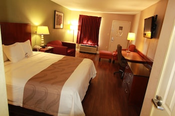 Standard Room, 1 King Bed, Smoking
