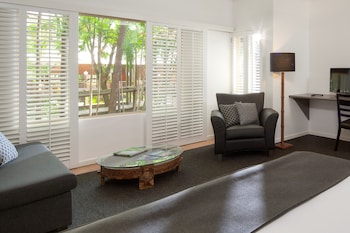Superior Room, 1 King Bed