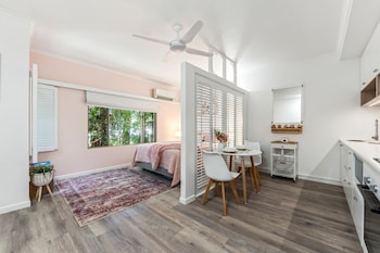 Orchid Suite