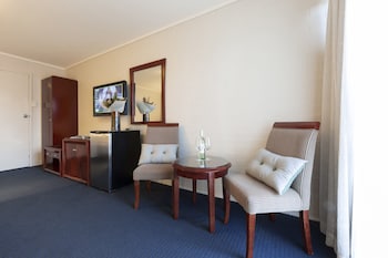 Superior Room, 1 King Bed