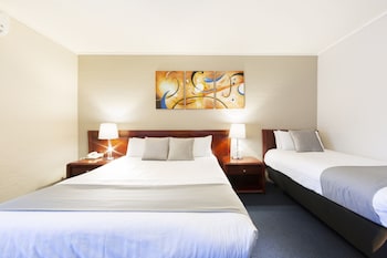 Superior Room, 1 King Bed