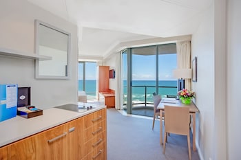 Deluxe Studio (Ocean)