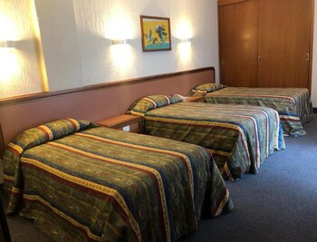 Triple Room, 3 Twin Beds