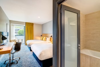 Family Room, 2 Double Beds