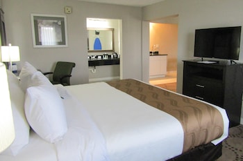 1 King Bed and 1 Sofa Bed, 2 Room Efficiency Suite, Non Smoking