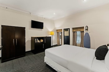 Superior Studio Suite, 1 Queen Bed, Non Smoking