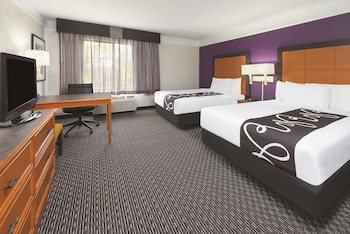 Deluxe Room, 2 Double Beds, Non Smoking