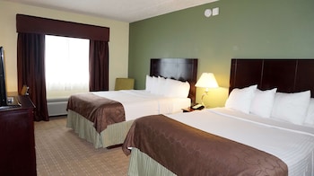 Suite, 2 Queen Beds, Non Smoking, Kitchenette (with Sofabed)