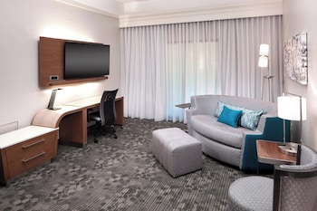 Suite, 1 Bedroom, Balcony