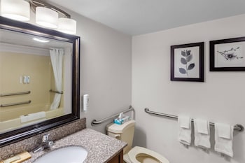 Room, 2 Queen Beds, Accessible, Non Smoking