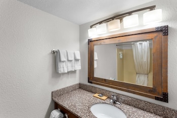 Room, 2 Queen Beds, Non Smoking