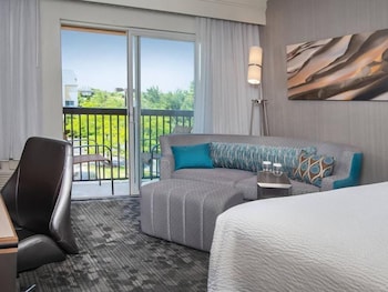 Standard Room, 2 Queen Beds, Non Smoking, Balcony