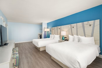 Standard Room, 2 Queen Beds (Pet Friendly Room)