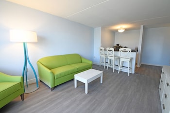 Deluxe Suite, 1 Bedroom (No Pets Allowed)