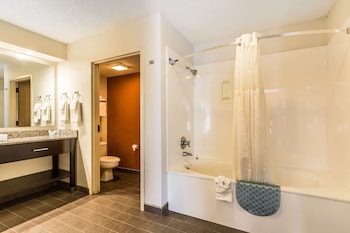 Suite, 1 King Bed, Non Smoking