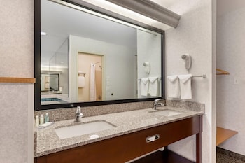 Suite, 1 King Bed, Non Smoking, Jetted Tub